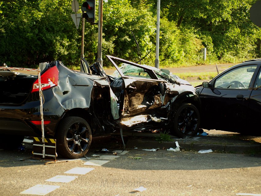 VU Koeln Chorweiler Merianstr Neusser Landstr P030.JPG